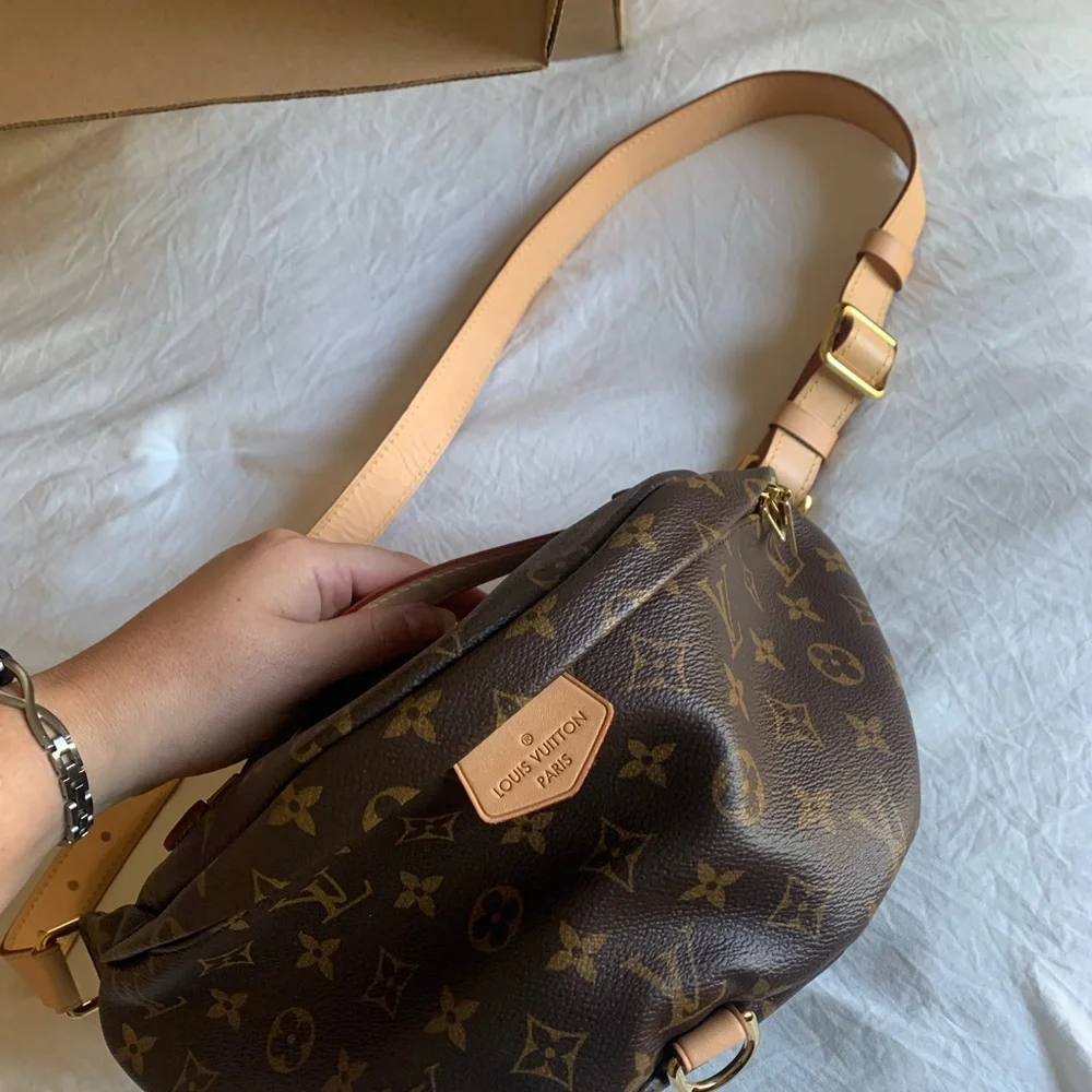 LV Louis Vuitton Discontinued Bumbag brown canvas authentic No trades - Picture 5 of 16